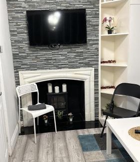 Acton Apartment | Guest & Rest Hotel