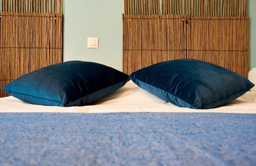 Gabillou Bed & Breakfast | Guest Room 'Bleuet Adapted for PRM' with Private Terrace, Shared Garden and Wi-Fi