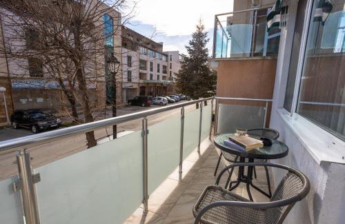 Balchik House | Guest rooms and apartments Desi