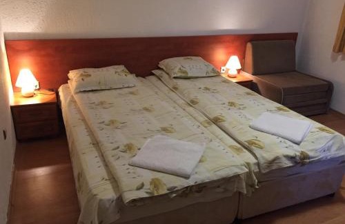 Kvartal Noviya Grad House | Guest Rooms Vachin