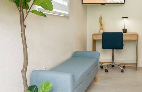 Hialeah Apartment | Guest Suite Hialeah, 10 mins to Airport, 5 mins to Casino