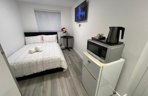 Bletchley Apartment | Guest Suite in Milton Keynes