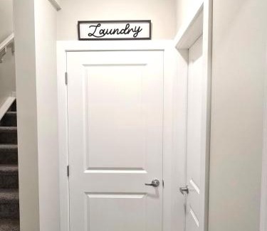 Southwest Calgary Apartment | Guest Suite in Southwest Calgary
