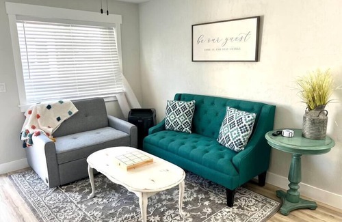 Idaho Falls Apartment | Guest Suites - 1996 #4 Relaxing 1 bedroom 1 bath Suite