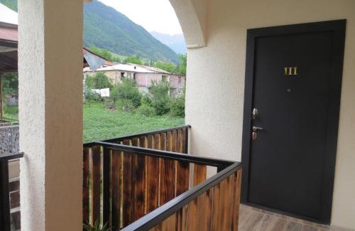 Bagvdanari Apartment | Guesthouse Bacha & Lia