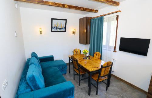 Aghavnadzor House | Guesthouse by the river