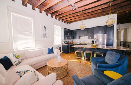 Cannonborough Elliotborough Apartment | Guesthouse Charleston: SOUTH (82 A & B)