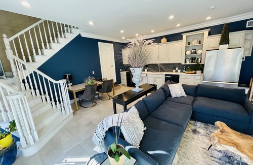 North Bellport House | Guesthouse duplex apartment with gorgeous pool & gardens!