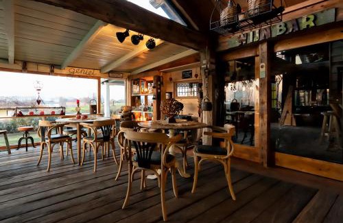 Schoondijke Hotel | Guesthouse Ensenada