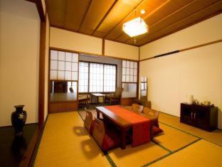 Fujikawaguchiko House | Guesthouse Fujinokura Kawaguchiko Ekimaeten