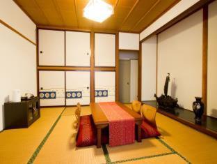 Fujikawaguchiko House | Guesthouse Fujinokura Kawaguchiko Ekimaeten