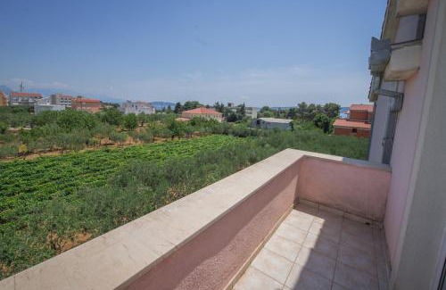 Kastel Stafilic Bed & Breakfast | Guesthouse Helena