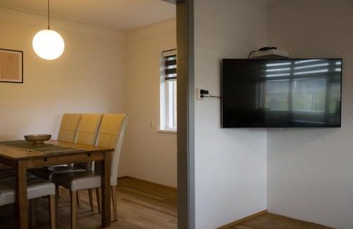 Husavik Apartment | Guesthouse Helluland