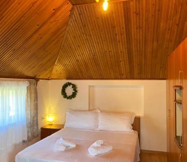 Gramsh Villa | Guesthouse Hoxholli