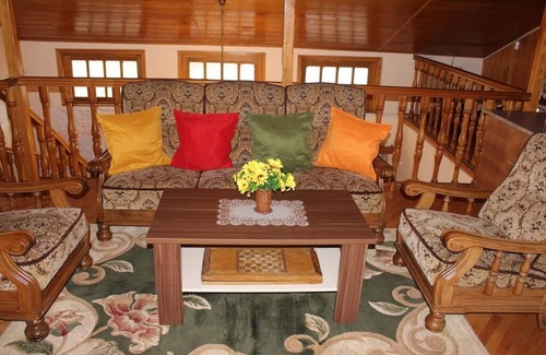Lagodekhi House | Guesthouse Lago & Wine Cellar