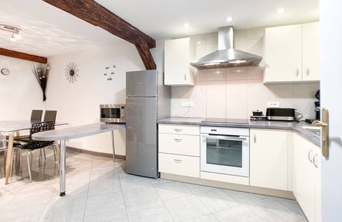 Eguisheim House | GUESTHOUSE LES 3 CHATEAUX APPARTEMENT DE CHARME WECKMUND
