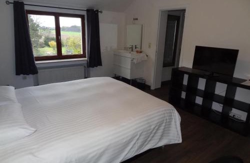 Fleurus House | Guesthouse Les Tilleuls