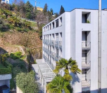 Lugano Apartment | GuestHouse Lugano Apartments by LR