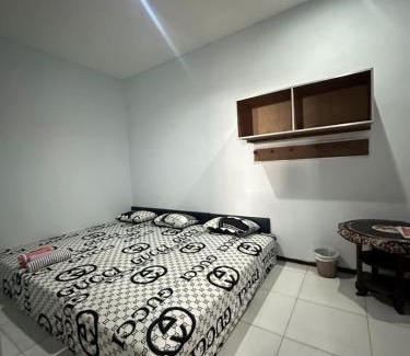 Kepanjen House | Guesthouse Mawar Syariah