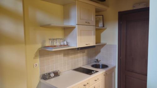 Kamarina Apartment | Guesthouse Michobeis