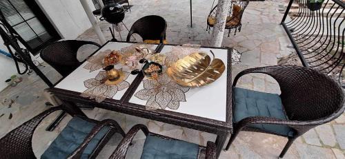 Kutaisi Apartment | Guesthouse Nanita