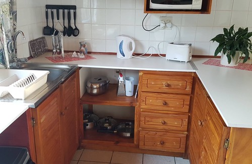 Umdloti House | Guesthouse near the beach, 1 fully equiped unit 3 smaller units with kitchenette