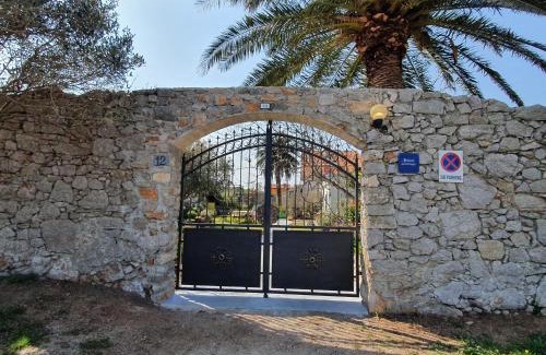 Cove Murtar House | Guesthouse Palma