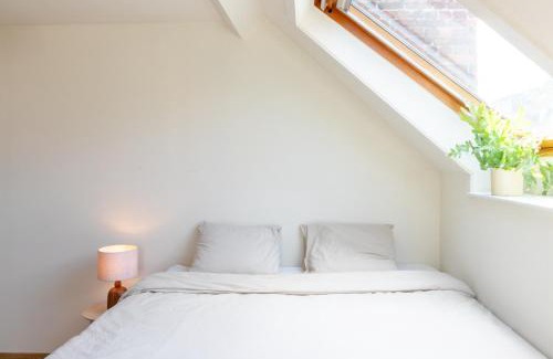Heilig Kerst Apartment | Guesthouse private studio nearby old town Ghent