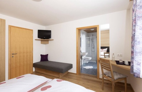 Mellau Bed & Breakfast | Guesthouse Puchmayr Manuela - Room 1