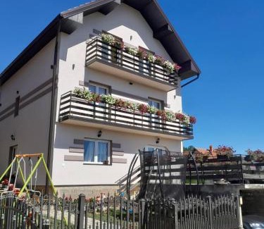 Guca House | Guesthouse Tomasevic