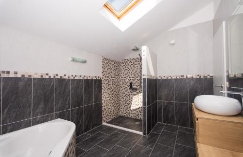 Slatine House | Guesthouse Vakans