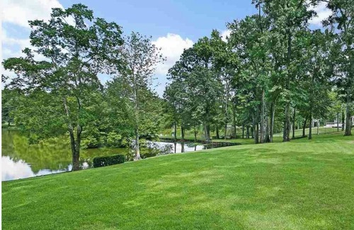 South Baton Rouge Cottage | Guesthouse w Lake Access Private Retreat - Historic Highland Rd Home Sweet Home”