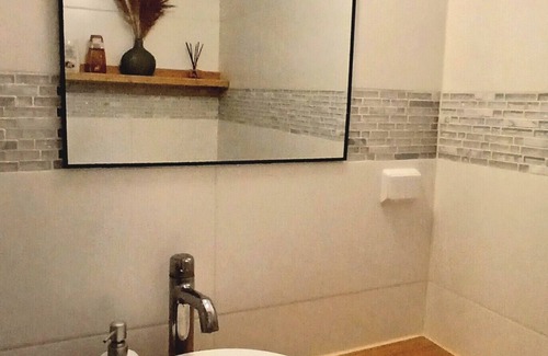 Vallsjobol Cabin | Guesthouse with loft at lake Skagern, Spa & Yoga