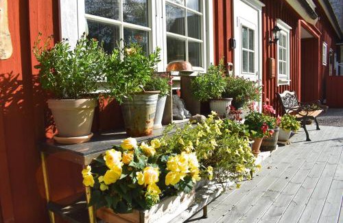 Sloinge House | Guesthouse with Patio & BBQ, 10 Min to the Beach