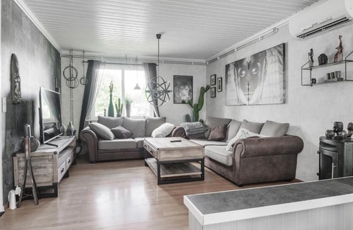 Pitea Villa | Guestly Homes - 4BR Cozy House near windfarm