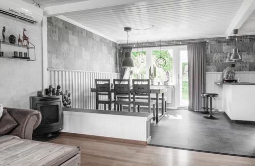 Pitea Villa | Guestly Homes - 4BR Cozy House near windfarm