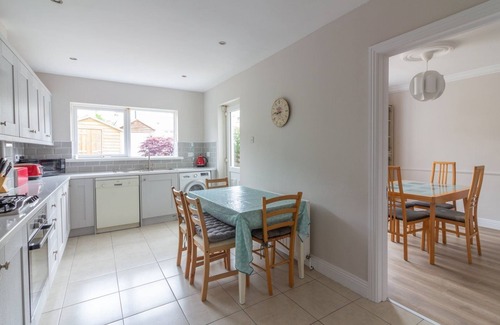 Sandyford Apartment | GuestReady - A charming place near Golf Centre