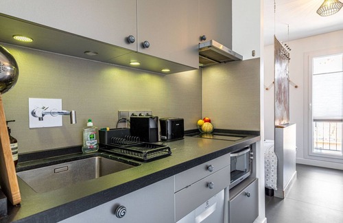 Jardin des plantes Apartment | GuestReady - A glamorous sight over the city