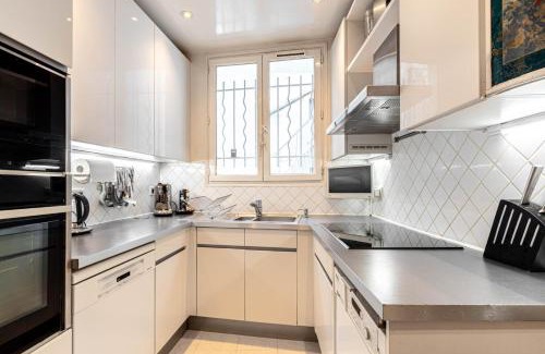 Chaussee-d'Antin Apartment | GuestReady - A Slice of Parisian Paradise