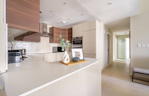 Dubai Marina Apartment | GuestReady - Beachside Escape near Marina Beach