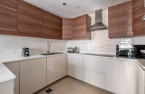 Dubai Marina Apartment | GuestReady - Beachside Escape near Marina Beach