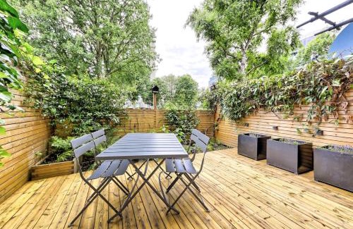 Kennington Apartment | GuestReady - Bold Modernity near Kennington Park