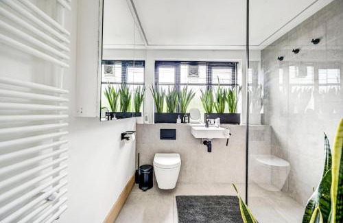 Kennington Apartment | GuestReady - Bold Modernity near Kennington Park