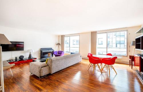 Quartier du Gros-Caillou Apartment | GuestReady - Charmant Appt avec Tour Eiffel Vues