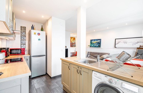 Quartier Saint-Ambroise Apartment | GuestReady - Delightful stay near Bastille Market