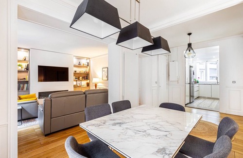 Neuilly-sur-Seine Apartment | GuestReady - Family haven in Neuilly-sur-Seine