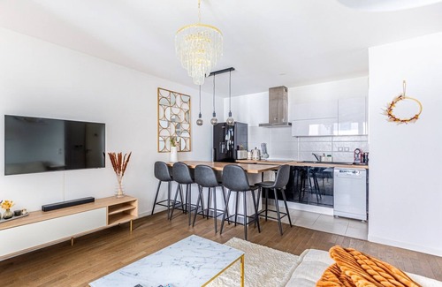 Bassins a Flot Apartment | GuestReady - Fantastic 2-bed Apt in Bordeaux