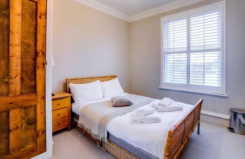 Fulham Apartment | GuestReady - Fulham large 1 bed flat in charming building