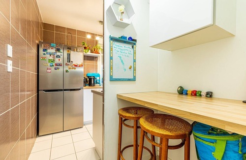 Neuilly-sur-Marne Apartment | GuestReady - Grey Sunshine near Parc du Croissant