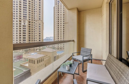 Dubai Marina Apartment | GuestReady Holiday Homes - Contemporary Apt in JBR